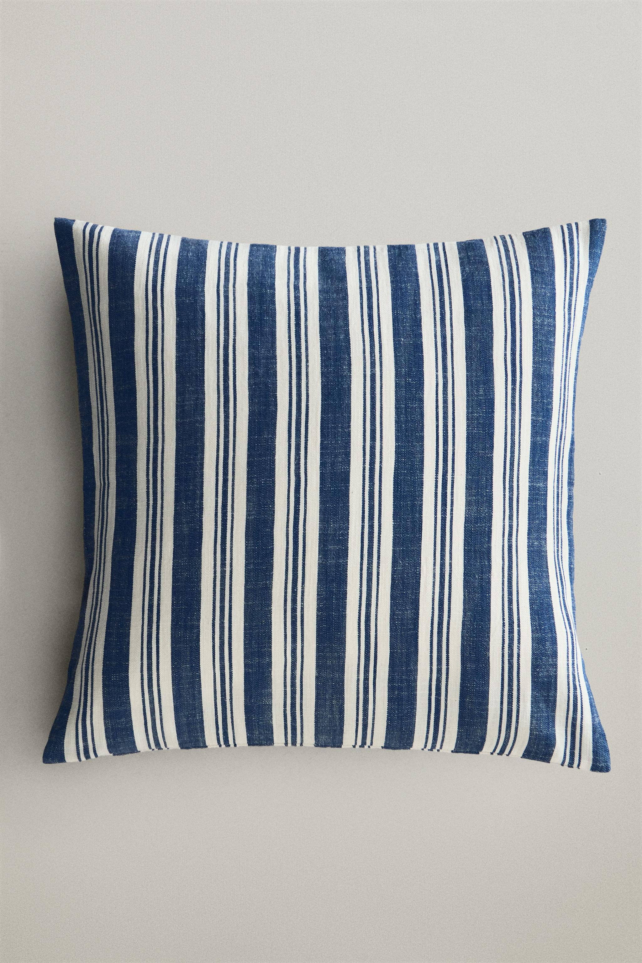 STRIPED THROW PILLOW COVER